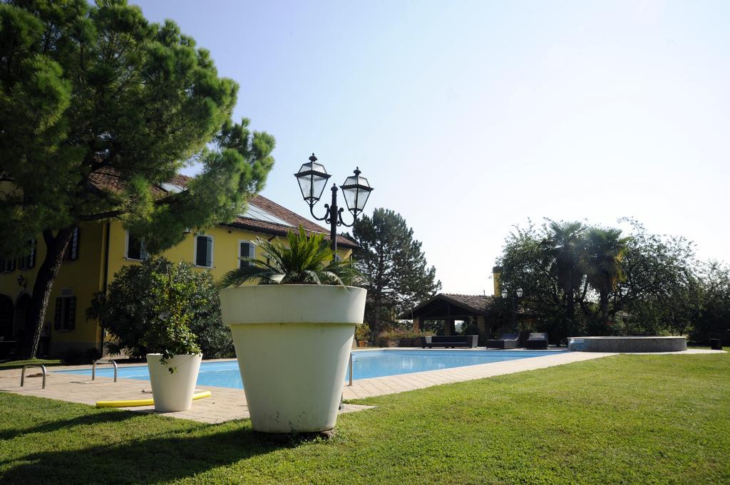 Curtatone Agriturismo Corte Capiluppia מראה חיצוני תמונה